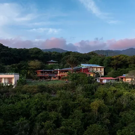 Valle Escondido Nature Reserve Hotel & Farm-3
